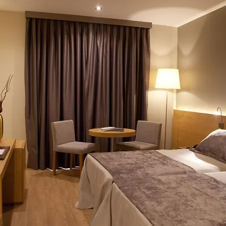 Hotell M.a. Congresos 4*